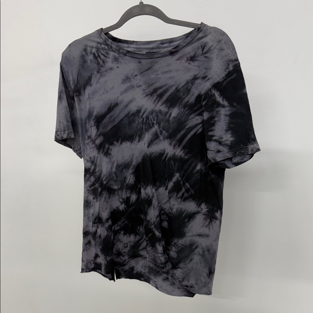 Black and Gray Tie-Dye T-Shirt